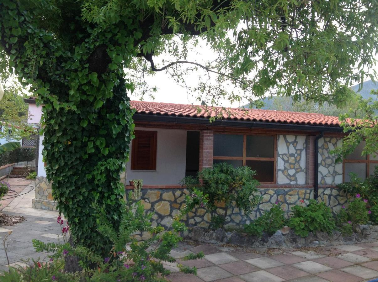 Villaggio Romaniello مارينا دي كاميروتا المظهر الخارجي الصورة