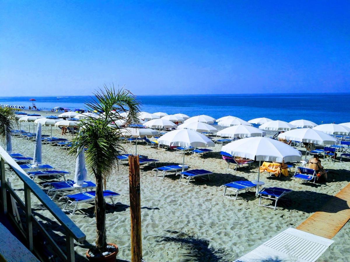 Villaggio Romaniello مارينا دي كاميروتا المظهر الخارجي الصورة